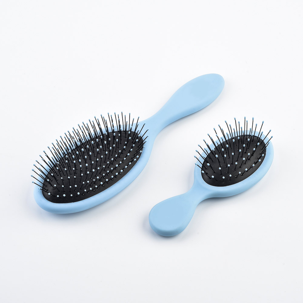 Customized plastic detangle hair brush, ABS plastic handle, TPR cushion, nylon bristle, with rubber surface finished. To protecting our Environment, we offer ECO certificated Recycled plastic and ECO degradable plastic material.
#hairbrush #paddlebrush #detanglebrush #brushhair