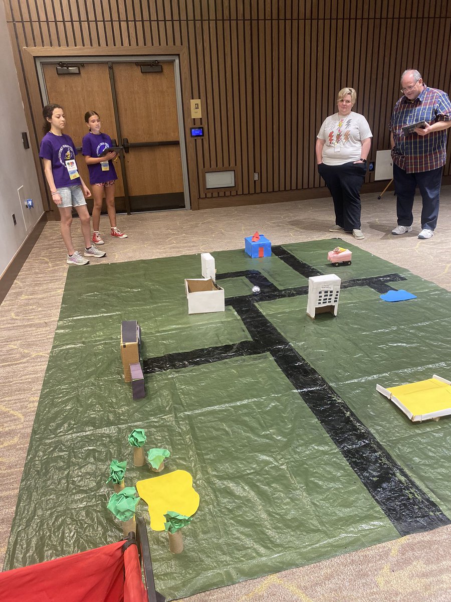 Rebecca Reynolds tweet media