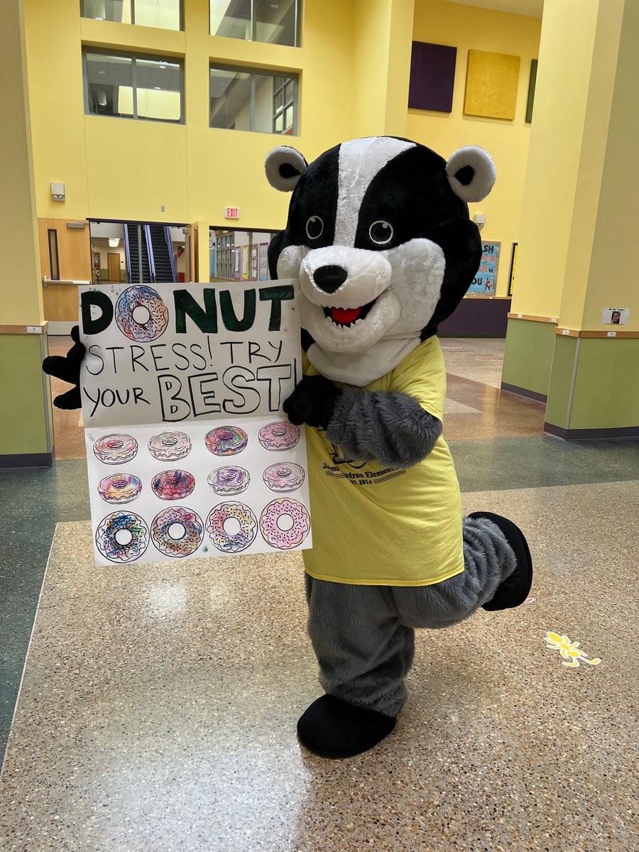 PadronBadgers's tweet photo. We cheered for our students and encouraged them to do their best on the STAAR!🌟🌟🌟 GO BADGERS!💛🦡🐾
#WeAreAISD #AISDProud 
@katrinabailey08 https://t.co/IpeRrzQ0FL