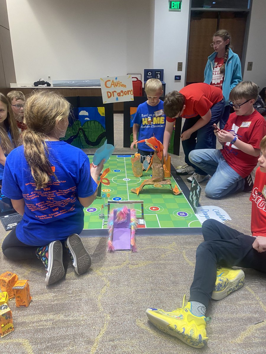 Rebecca Reynolds tweet media