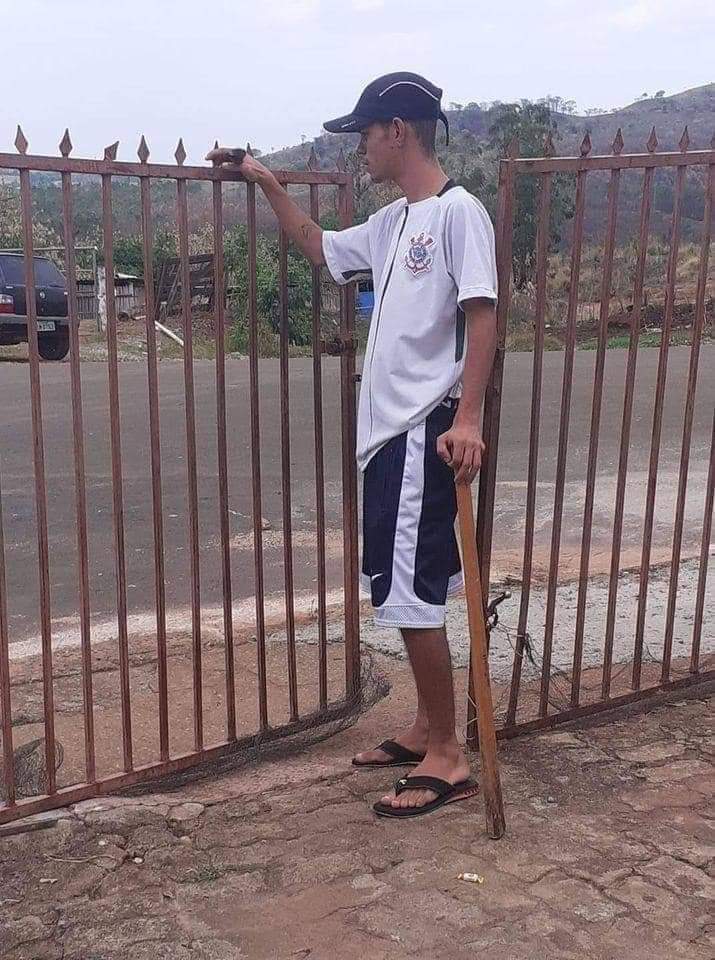eocooringao's tweet photo. eu esperando alguém vir perguntar:

"e o Corinthians?" https://t.co/HLKLnPTnov