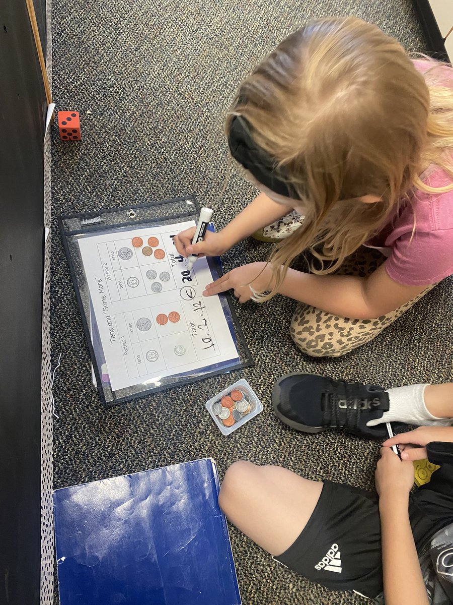 “Penny, Nickel, Dime, Quarter… Let’s Learn!” 💰 -<a href="/Jack_Hartmann/">Jack Hartmann</a> 

We counted and compared “Ten &amp; Some More” with dimes and pennies today! #GrowingTogether #HHEroadrunners #teachingToTheBell #ShowMeTheMoney #firstgrade #bridges 

<a href="/HumbleISD_HHE/">Hidden Hollow Elementary</a> <a href="/HumbleElemMath/">Humble ISD Elementary Math</a>