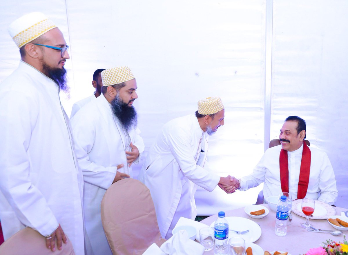 Was honored to host an Iftar function for several prominent Islamic religious leaders and Muslim devotees. Together as one nation we prayed for the peace and prosperity of our country.