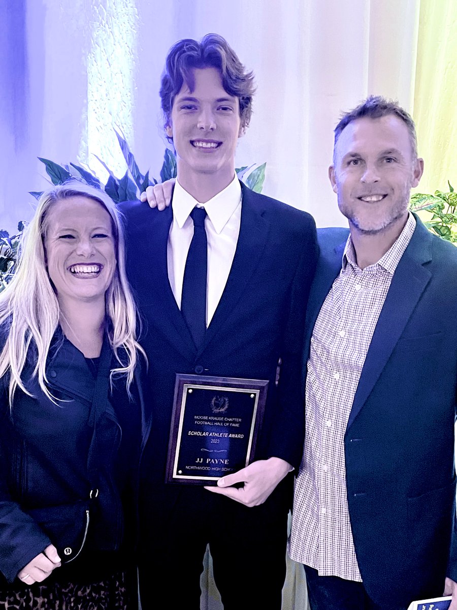 JohnRPayne77's tweet photo. Proud of JJ and thankful for the impact of all the coaches and families who supported him throughout his HS career. https://t.co/5aZlnPate6