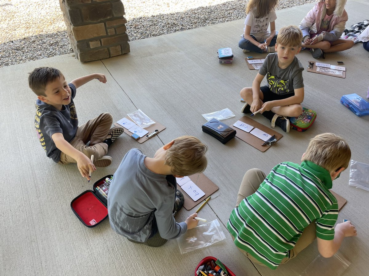 Mrs. Baker’s Kindergarten Class tweet media