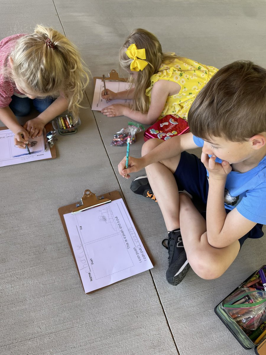 Mrs. Baker’s Kindergarten Class tweet media