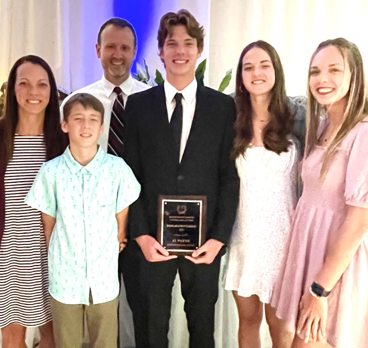 JohnRPayne77's tweet photo. Proud of JJ and thankful for the impact of all the coaches and families who supported him throughout his HS career. https://t.co/5aZlnPate6
