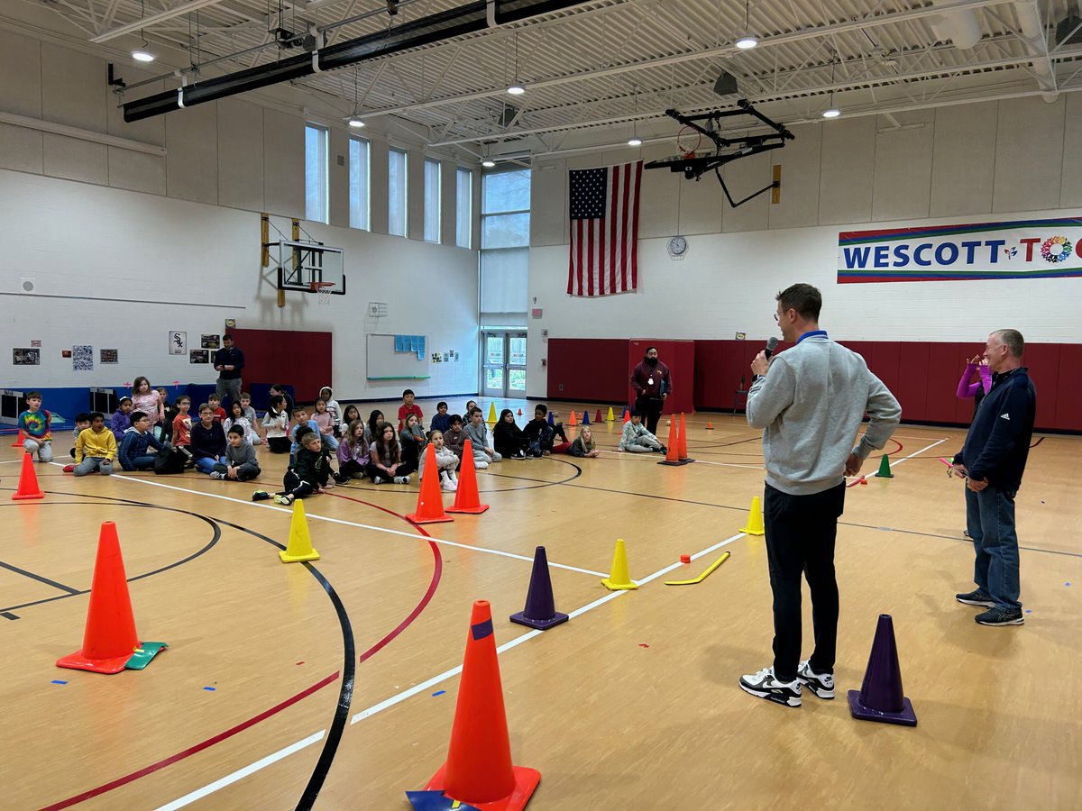 Wescott was  thrilled to get a surprise visit today from alum &amp; @dukembb Head Coach <a href="/JonScheyer/">Jon Scheyer</a>! Coach &amp; his mom, Laury, toured his alma mater, visited his nice &amp; nephew who are current Wolves, and met with staff. Such a thrill to see our hometown hero! #d30learns