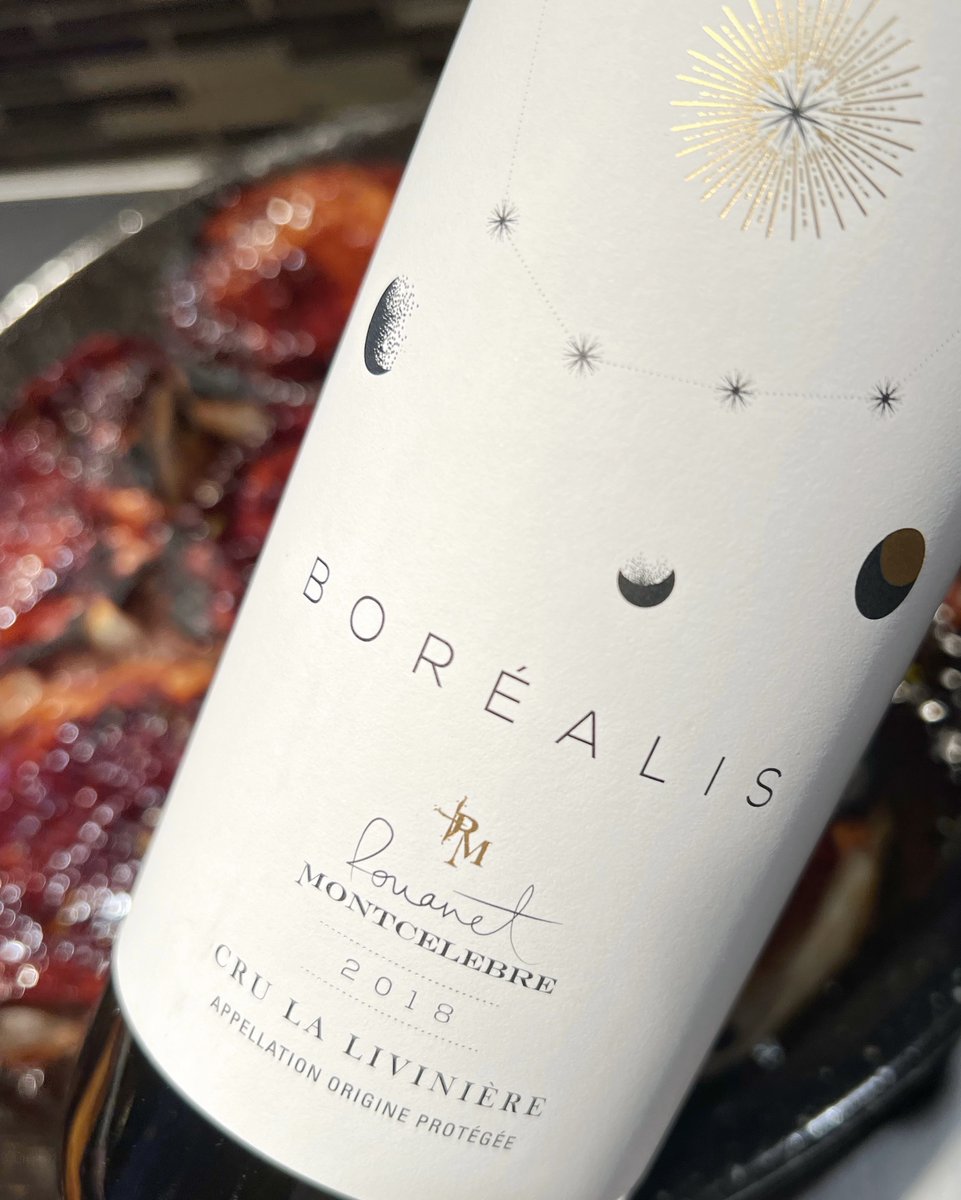 bear_wines's tweet photo. Have you heard the beautiful story of the Corona Borealis?  Dionysis, the god of wine and pleasure, fell madly in love with Ariadne the *princess* of Crete. In a state of ecstasy he threw her crown into the sky and so powerful were they that her crown turned into the beautiful co https://t.co/p2zjQDoltg