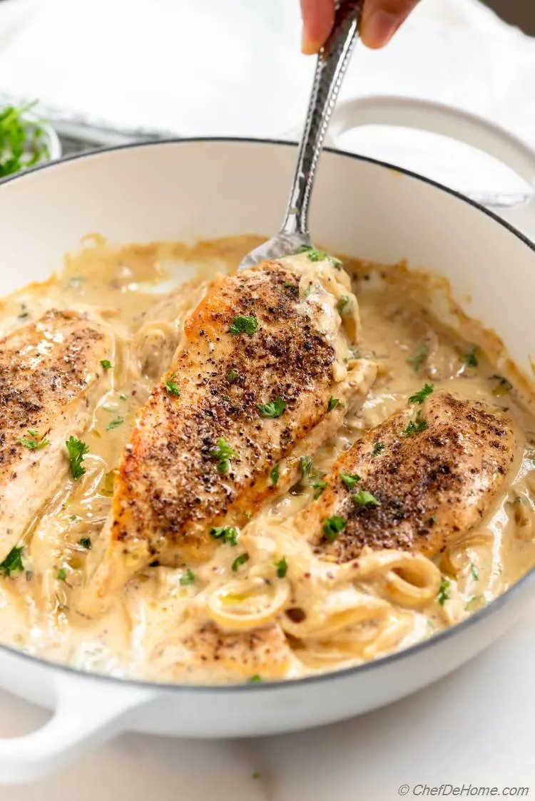 #RecipeOfTheDay 
👉Chicken Dijon 
🔗bit.ly/3n1clp7 
Chicken Dijon, #chicken breast cooked with delicious Dijon (French) mustard and crème fraiche sauce. Creamy and flavor packed, in this recipe #chickenbreast cooks moist and juicy.