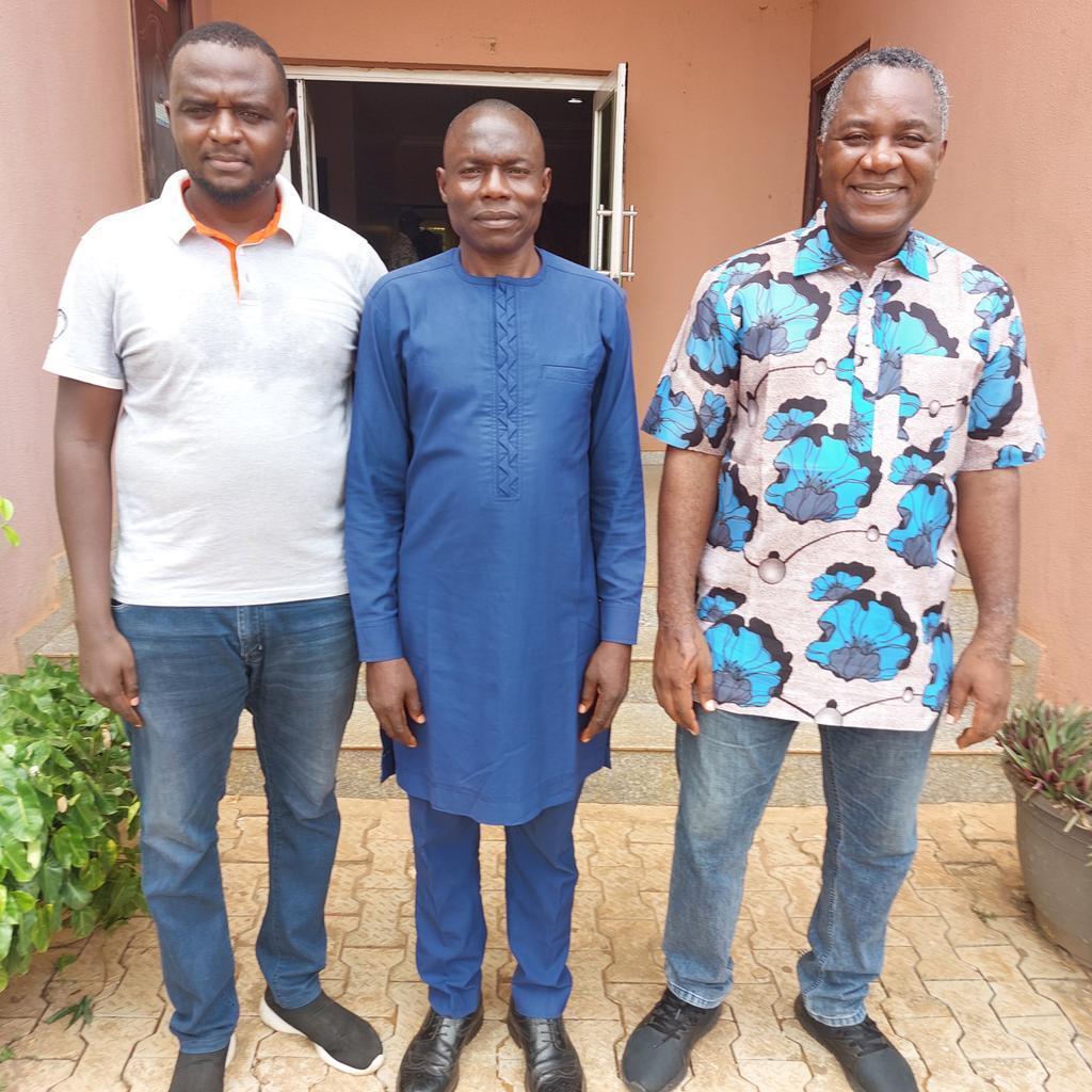 GodwinAtser's tweet photo. Glad to train 35 #cassava seed entrepreneurs in #Benue on weed management in cassava. This activity was organised by the #Catholic Relief Services in the framework of #BASICS_II Project with #Sasakawa #Africa Association and NRCRI as facilitators https://t.co/X3qGg1KTcp