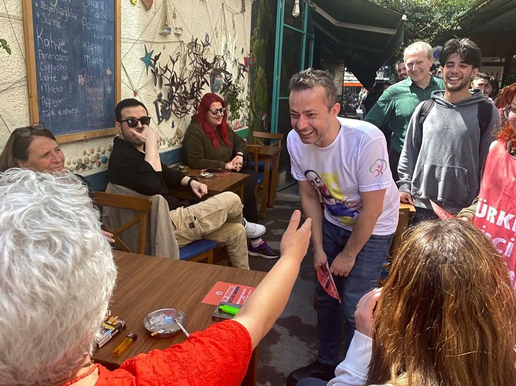 Yarı yolda bırakan taş olsun✊
#OylarTİPeHalkMeclise