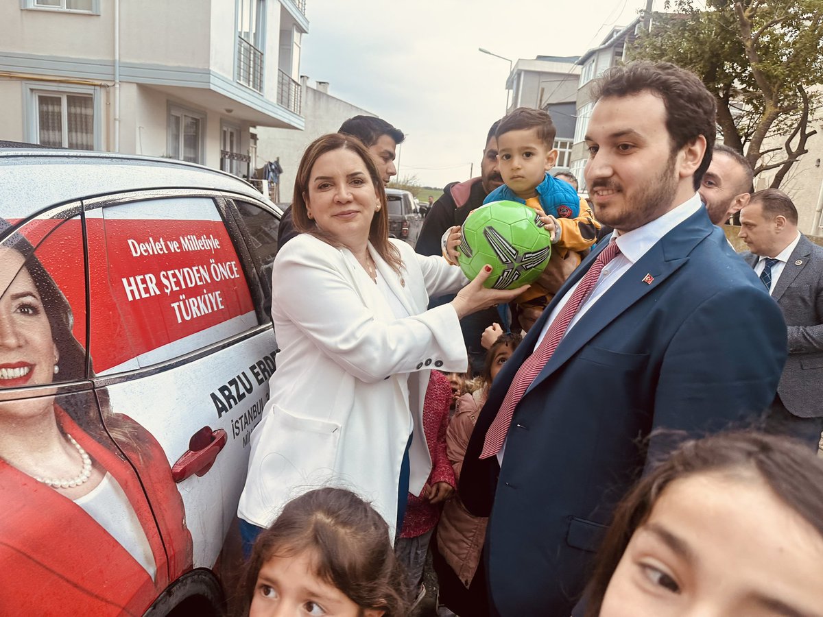 arzuerdemtc's tweet photo. “Hep birlikte Türkiye olduğumuzu bir kez daha ispat ve ilan edeceğiz. Birlikten nasıl bir kuvvet doğduğunu beraberce göstereceğiz.” Lider Devlet Bahçeli @dbdevletbahceli #MHP https://t.co/dhH3bY1hek