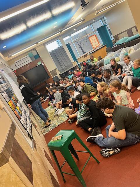 RRobinson_ASE's tweet photo. 4th grade teachers decided to do April Number Corner together! Such a cool opportunity for the kids to hear from other peers!! @sgrace_ase @HumbleISD_ASE @HumbleElemMath https://t.co/0bgIBHrs1X