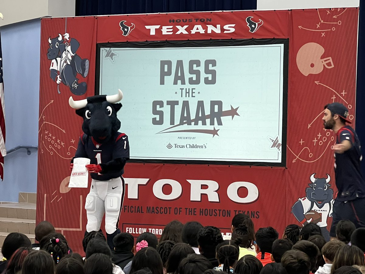 Erica Redwine tweet media