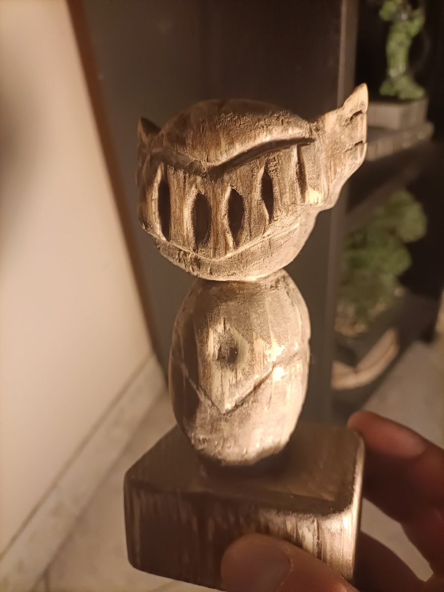 yernael's tweet photo. @Rihizox On a fait celle-ci par exemple, l'émote de la chaîne mixé avec Malenia ! Et en ce moment on fait des manches de sabres lasers personnalisés. Je suis pas Menuisier, j'apprends en même temps 😁 https://t.co/kgq4B8MdFS