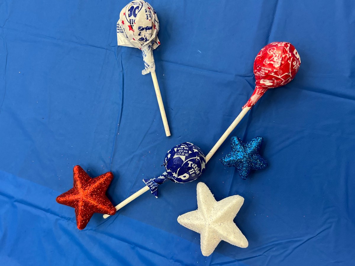 SchoolGbe's tweet photo. Celebrating our military connected students #purpleup #purpleupfcps #fcps @fcpsnews @region https://t.co/neCHOQmRip