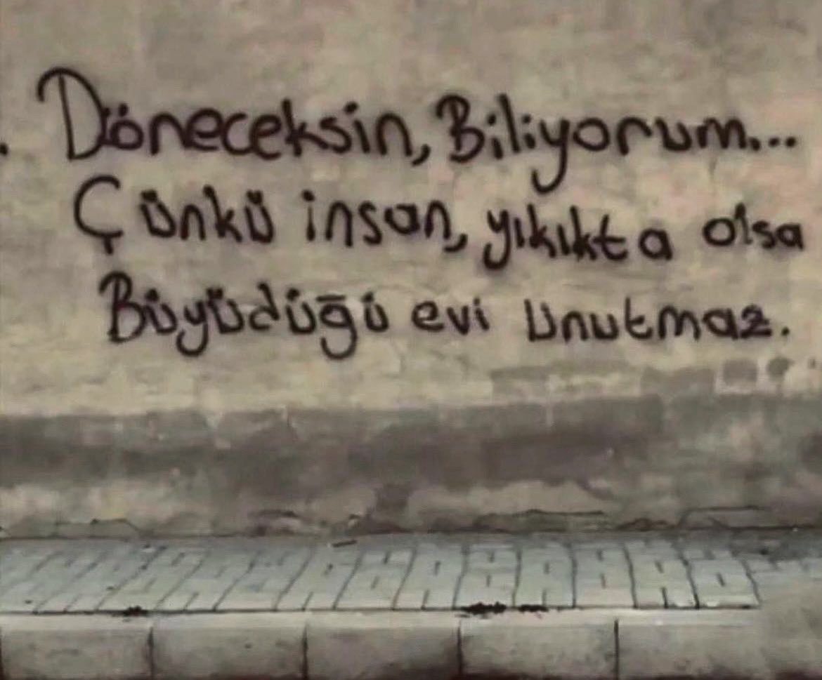 ilaybilgili's tweet photo. Ev boş da olsa, salam el habib. ❤️
#binjip https://t.co/56HfjJwYLu