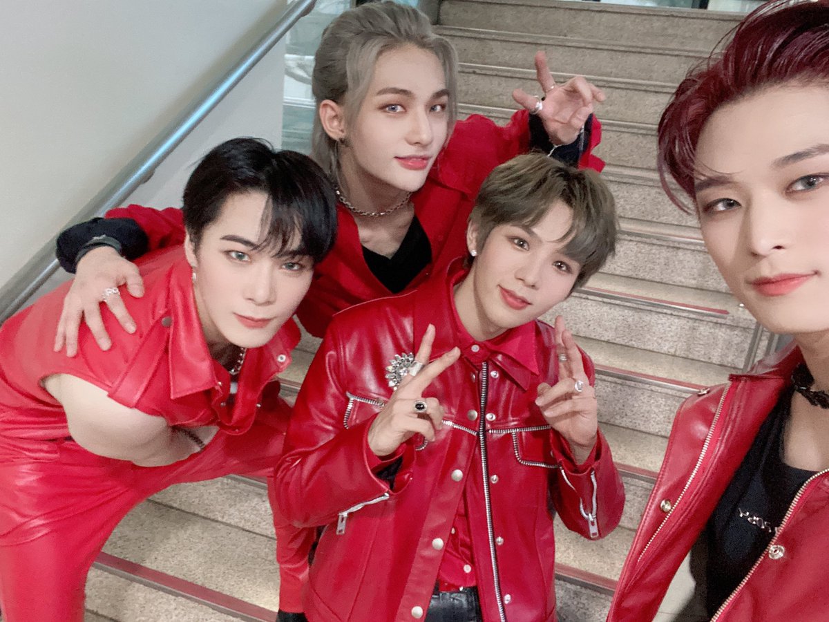 nctzenbase's tweet photo. 🫶 biggest thank you to our angel for taking care our baby otter just as his debut, may you rest in heaven🤍 https://t.co/DIVvoBI8Vl