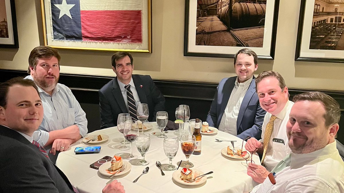 MurphyNasica's tweet photo. Our Chief of Staff Appreciation Dinner was a success! Thank you to everyone who came out to Bob's in the middle of the session for the evening (we know the really good steak helped). A special thank you to Enrique Marquez, our guest of honor! https://t.co/HKPcxAZWWd