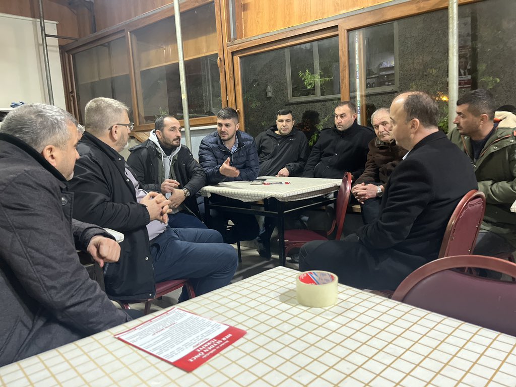 doctorsitki's tweet photo. 📍ABDİAĞA KÖYÜ

⏰ 00.30

Geceyi Abdiağa köyümüzde muhtarımız Hasan Kavaz ve köy sakinlerimizle tamamladık. Her zaman dediğimiz gibi sıkılmadık el, girilmedik gönül bırakmayacağız.

Sıtkı KEÇECİ
MHP 28. Dönem Çanakkale 1. Sıra Milletvekili Adayı https://t.co/cynHPjJvry