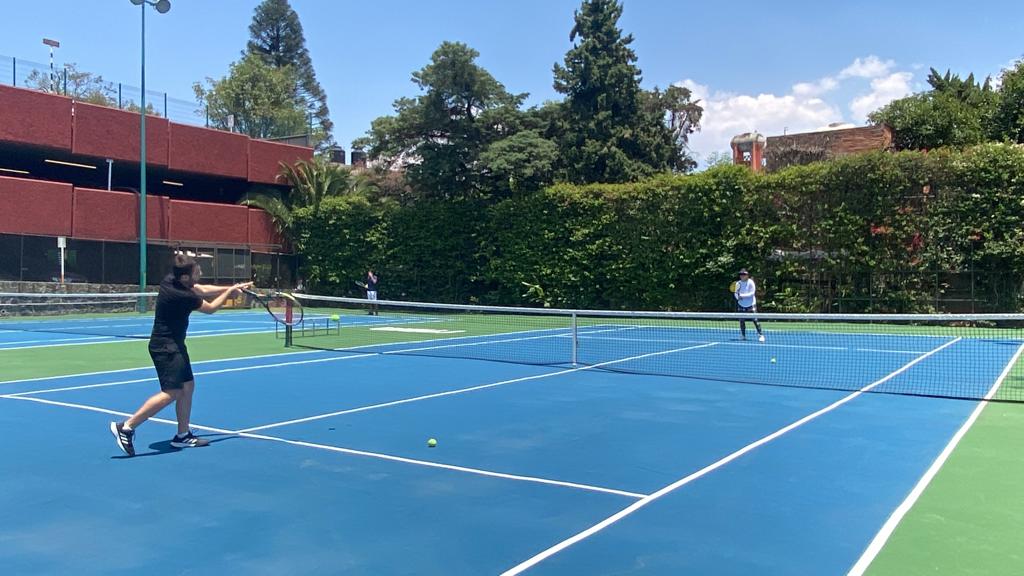 DAE_ITAM's tweet photo. 📢 #AsíSeVivió #OLIMPIADASITAM🐺
🎾Tenis 2do Torneo Mixto🎾
Inscríbete aquí:
🔗 https://t.co/TstuNlPGcH
🖋️respinosa@itam.mx
#DAE @ITAM_mx
#ParqueVelarias #DeportesITAM
#ExcelenciaHumana https://t.co/HFYSUtAbZZ