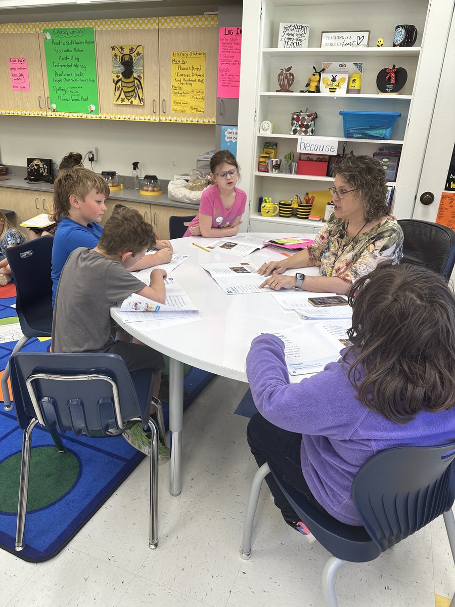 Loving poetry in Mrs. Bibb's class ⁦<a href="/BelviewBees/">Belview Elementary</a>⁩! #mcps_va