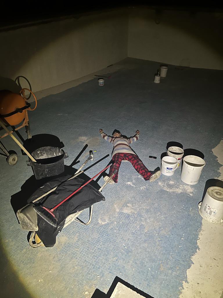 KgazArt's tweet photo. Remodeling our pool.. #poolremodel #drunkwednesday https://t.co/q3fV8wn9EG