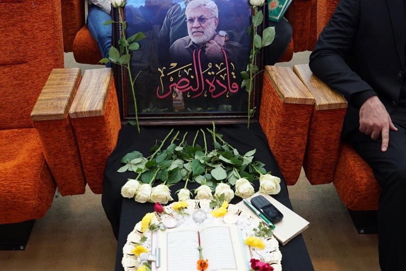 EbaaWafaa's tweet photo. 1203 أيّام ودمنا على الأرض 
Friday 3/1/2020
1:37 am 
بعدني اشتاگ وادعيلك
بعدني لهسة أغنيلك
وبعدني لوحدي من اگعد
مكان بصفي أخليلك
💔
#القصاص
https://t.co/1ZTPLDrihI https://t.co/aXFDhfKl5i