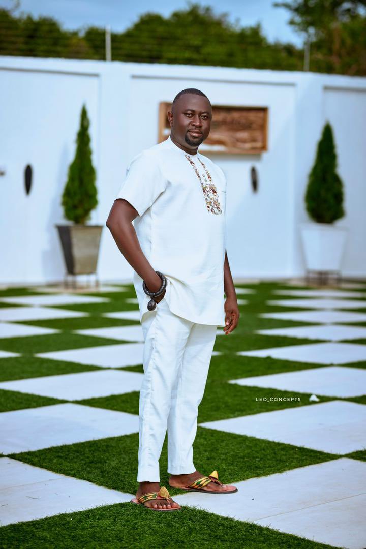 pee_qwesi's tweet photo. The ceo of Abis Ghana 🇬🇭 https://t.co/Xg2bDzjZkL