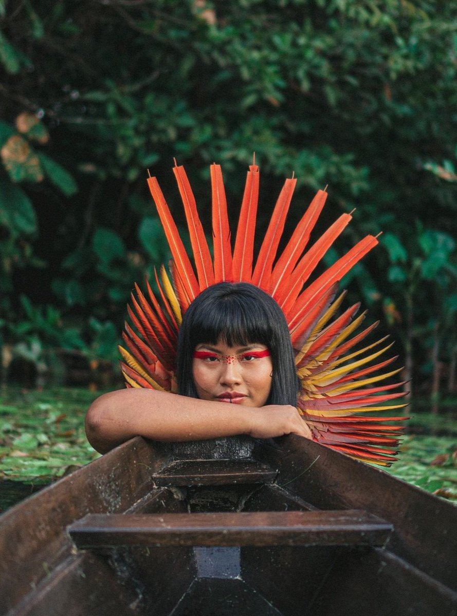 Um belo registro do fotógrafo Lucas Santos da primeira miss indígena de Roraima, Mari Wapichana  ❤