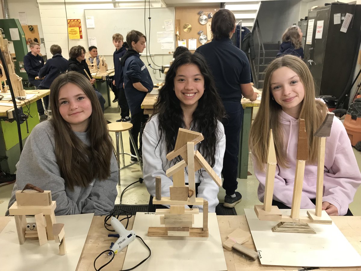 Annie Milner tweet media