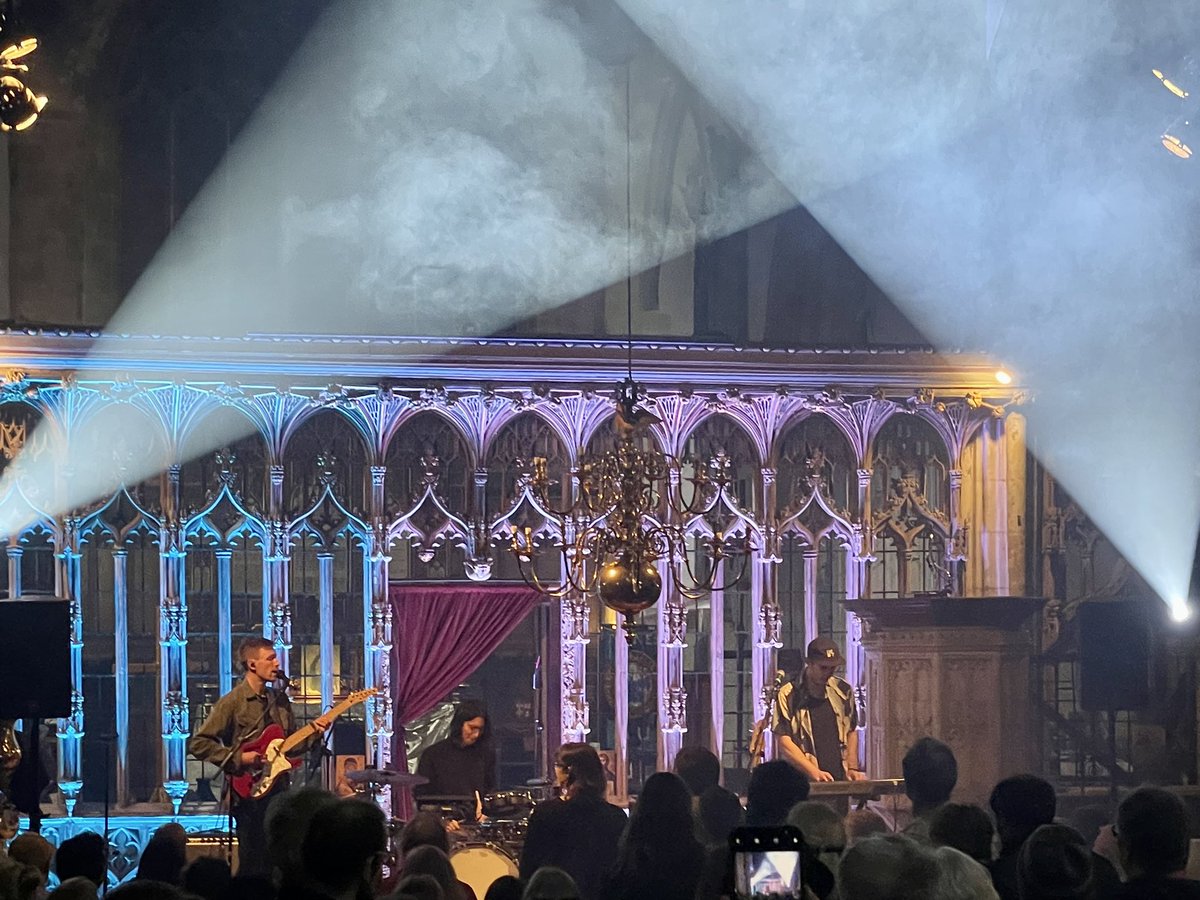 Good heavens above <a href="/teleman/">Teleman</a> our 4th time seeing you and that was bloody divine, support from <a href="/7ebra_/">7ebra</a> was a new find👍🏻