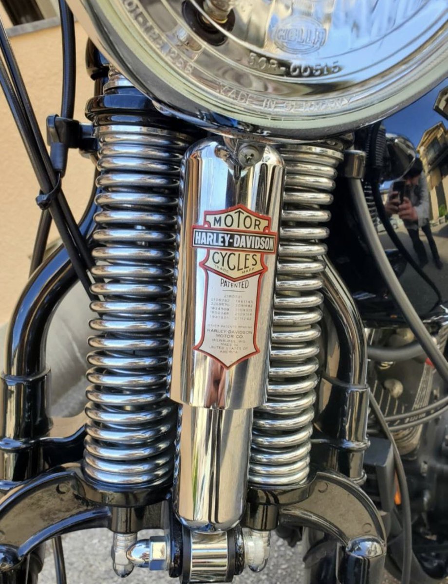 OY0iBF0nLZCfnSj's tweet photo. 明日レディ迎えにいこうかしら🥹🏍
#fxstsb
#はーれーだびっどそん
#バッドボーイ
#人生一度きり
#行動力 https://t.co/MJFDKbQNP4