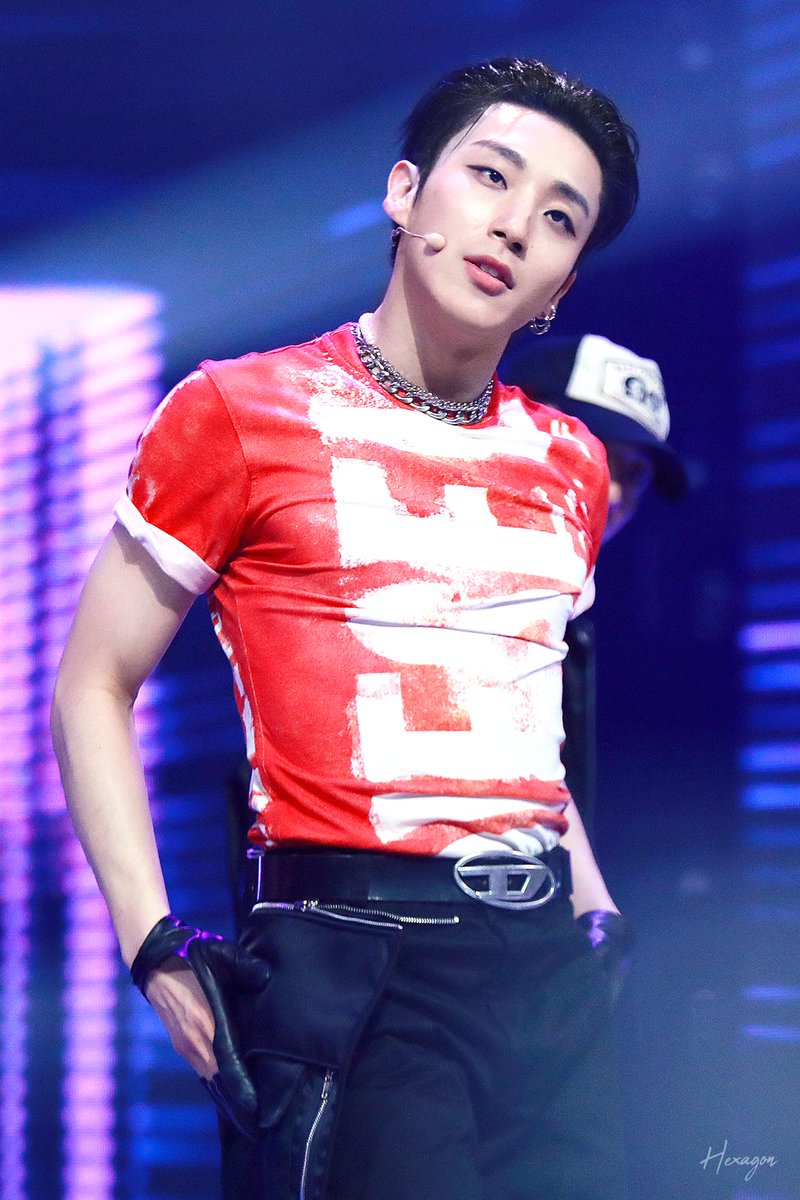 hexagon_mju's tweet photo. 230419

❤️‍🔥

 #문종업 #moonjongup #팀24시 https://t.co/tjPUbgqa5q