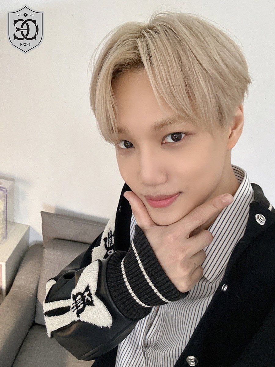 انقدر عاشقتم که حاضرم برات خودمم بکشم بقیه ک دیگه چیزی نیست :) 
Rover by #KAI sounds amazing #Rover #KAI_Rover
<a href="/weareoneEXO/">EXO</a> 
open.spotify.com/track/3WUyu94p…