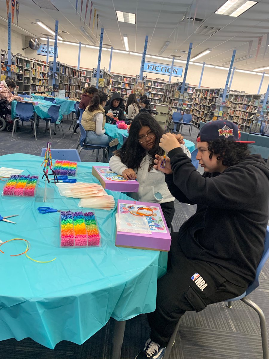 Montclair High School Library tweet media