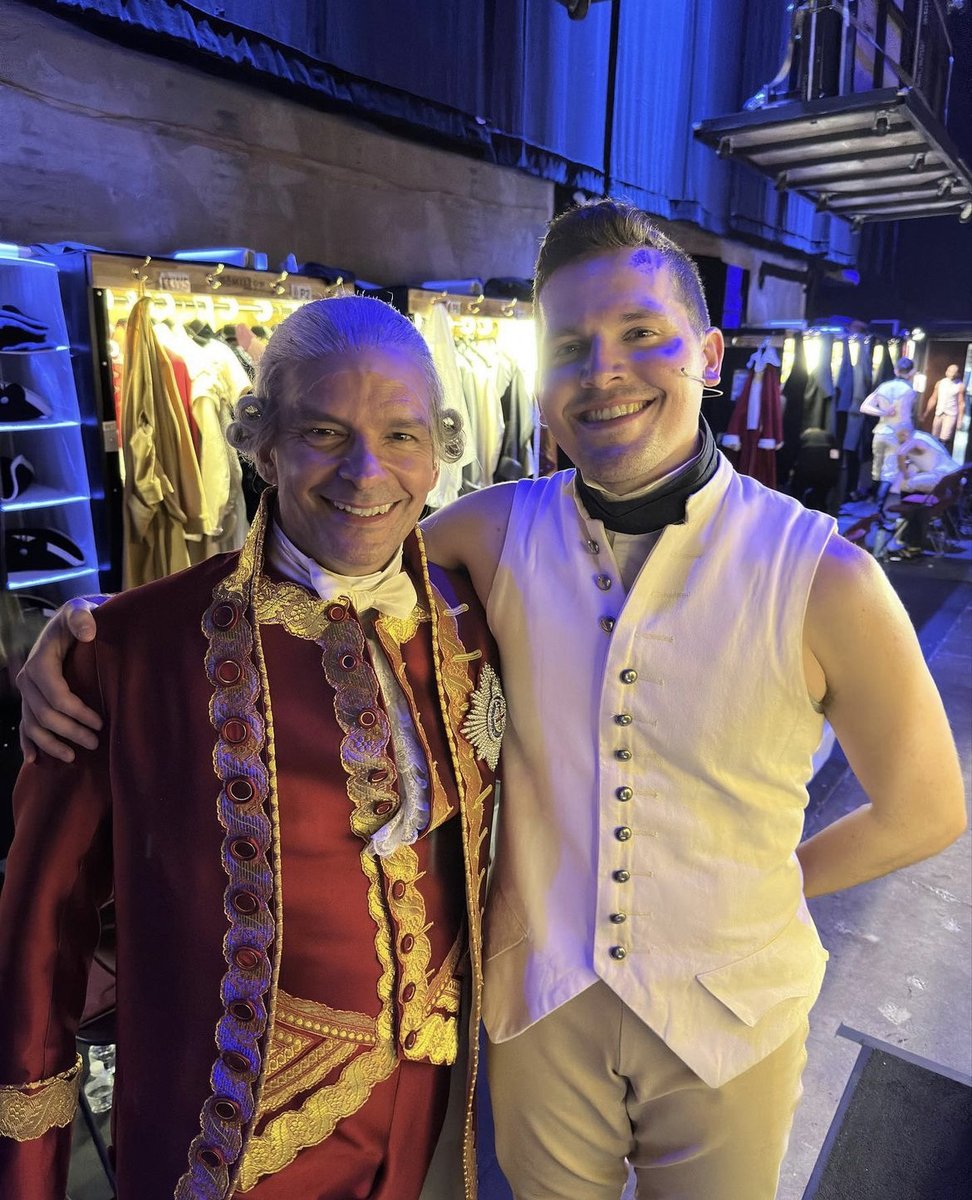 HamiltonMusical's tweet image. Backstage at the #AndPeggyTour!