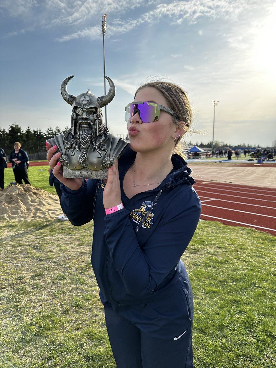 Men of Walled Lake tweet media