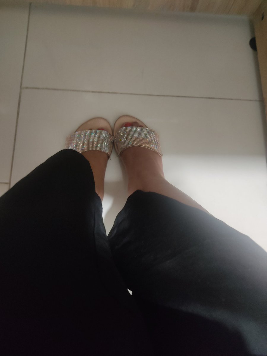 Korefeet's tweet photo. https://t.co/e1lHlTWA8p https://t.co/UqD32i1kWw