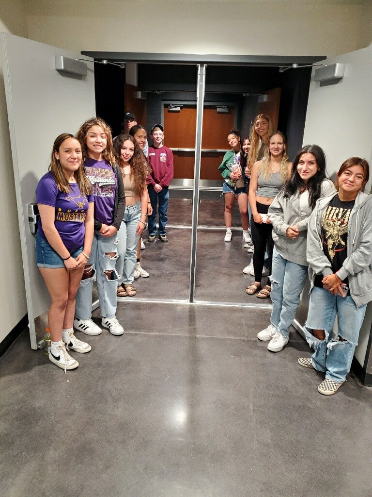 Burges_Mustangs tweet media
