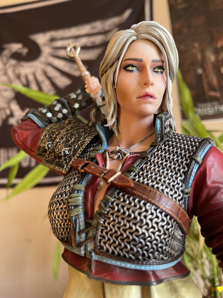 StefanieMcMaken's tweet photo. She absolutely exceeded my expectations. Pictures don't do her justice. I am absolutely blown away. Such detail, so life-like! Ciri, one of my favorite characters of all time, in all her beautiful glory! 🕊️🤍
#primeonestudio #TheWitcher3WildHunt #Ciri #statue #collection https://t.co/Jr6yledBwR