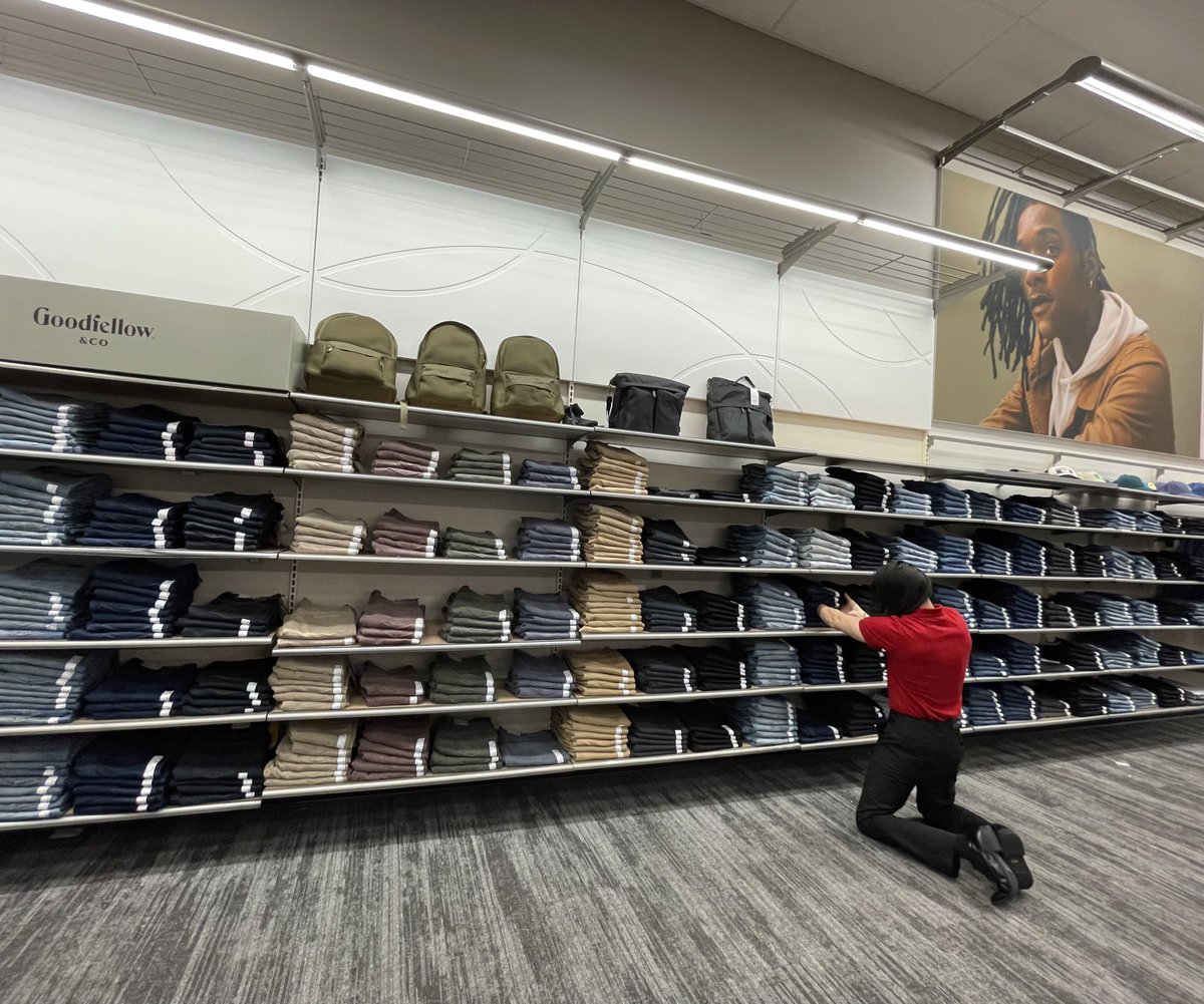 2498targetZoe's tweet photo. New TM Gomez coming in hot serving some extra crispy folds 🔥 #target #jeanwall #2498 #style #thegreat2498 #welovetarget https://t.co/M1GvqVBC4F