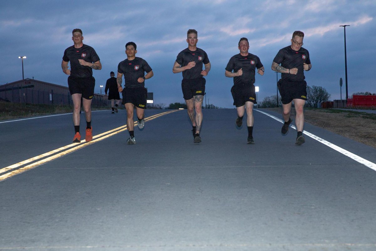 FightingFirst's tweet image. Mission complete! 💪 Our #fightingfirst squads completed the last day of the Best Squad Competition. 

@USArmy | @FORSCOM | @iii_corps | @1abct1id | @1stCAB1ID