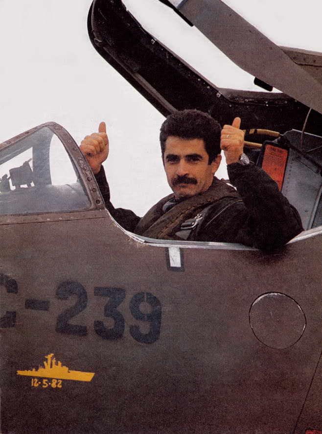 «Es mejor tener hombres dispuestos a morir por la Patria, a que la Patria muera porque le faltan hombres» Comodoro (R) Pablo Carballo