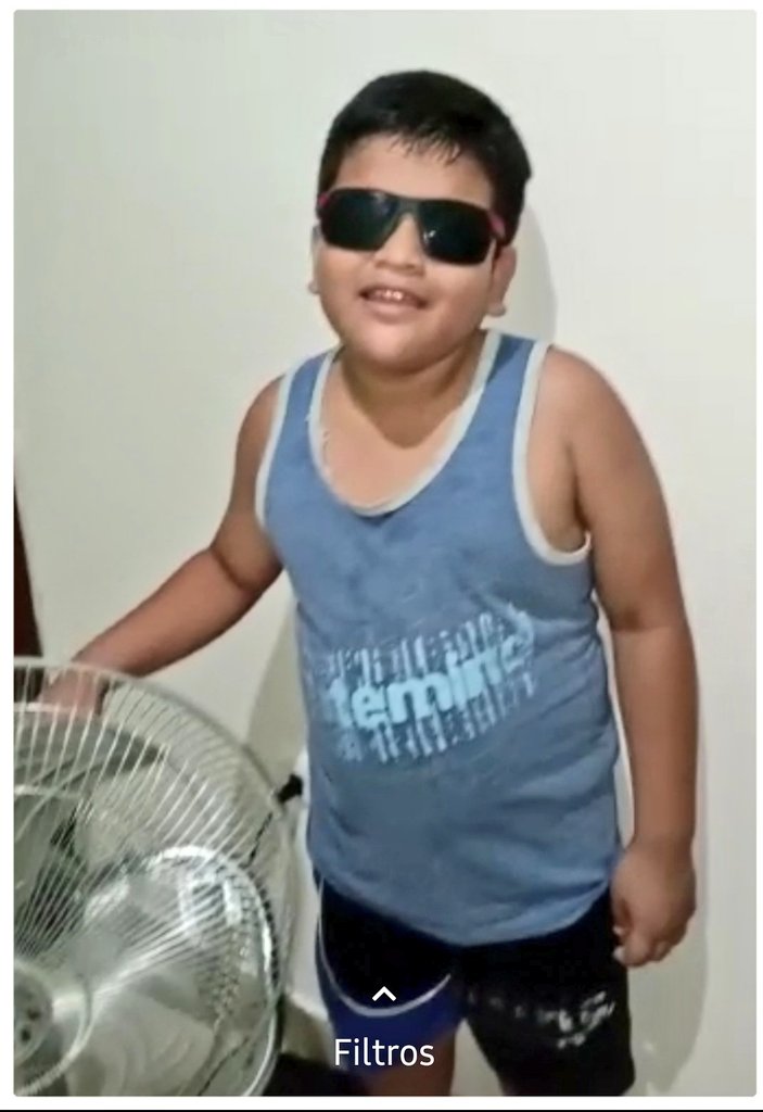 PaolaSmith2812's tweet photo. Gracias por "ventilar" Solidaridad a pequeños que luchan contra el cáncer 💪🏽🎗❤️ Jonathan feliz y agradecido ❤️ Quinto ventilador entregado 🙏🏽 #soyavoluntariaintensa ❤️🎗💪🏽 #donaunventilador #refresca #ayuda #Bendice ❤️ https://t.co/VLC8Rv8E4b