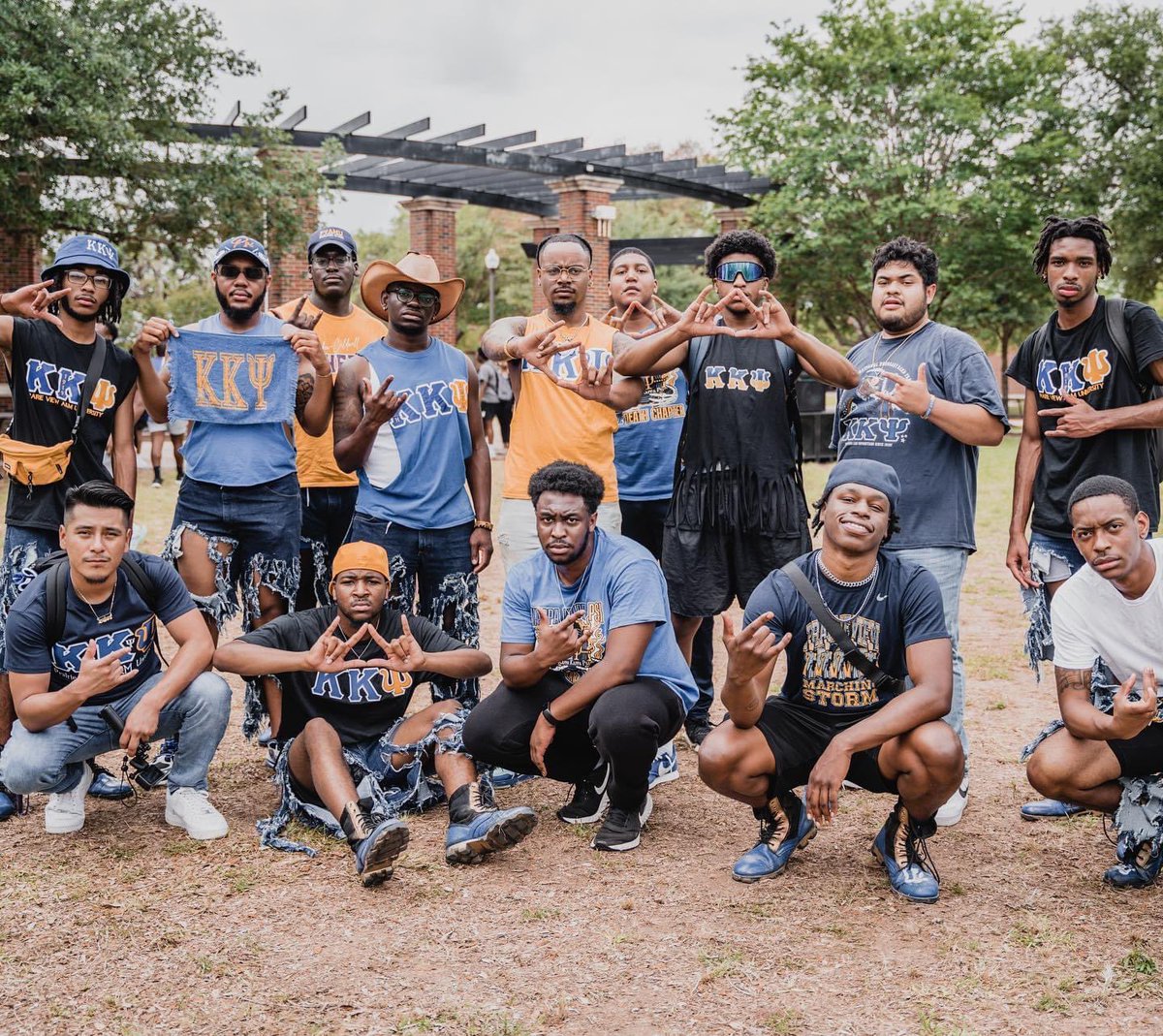deltapsi_kkpsi's tweet photo. Psi Week HumpdaΨ 2023 🔱 https://t.co/s1vSRvwc0R