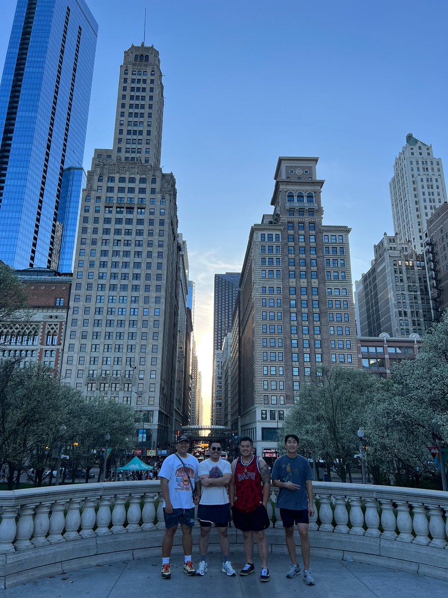 ttrannn12's tweet photo. Pt. 2 Chicago 😵‍💫 https://t.co/GOVMCv4rA7