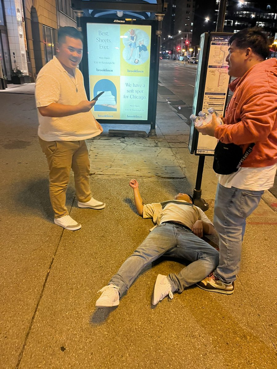 ttrannn12's tweet photo. Pt. 2 Chicago 😵‍💫 https://t.co/GOVMCv4rA7