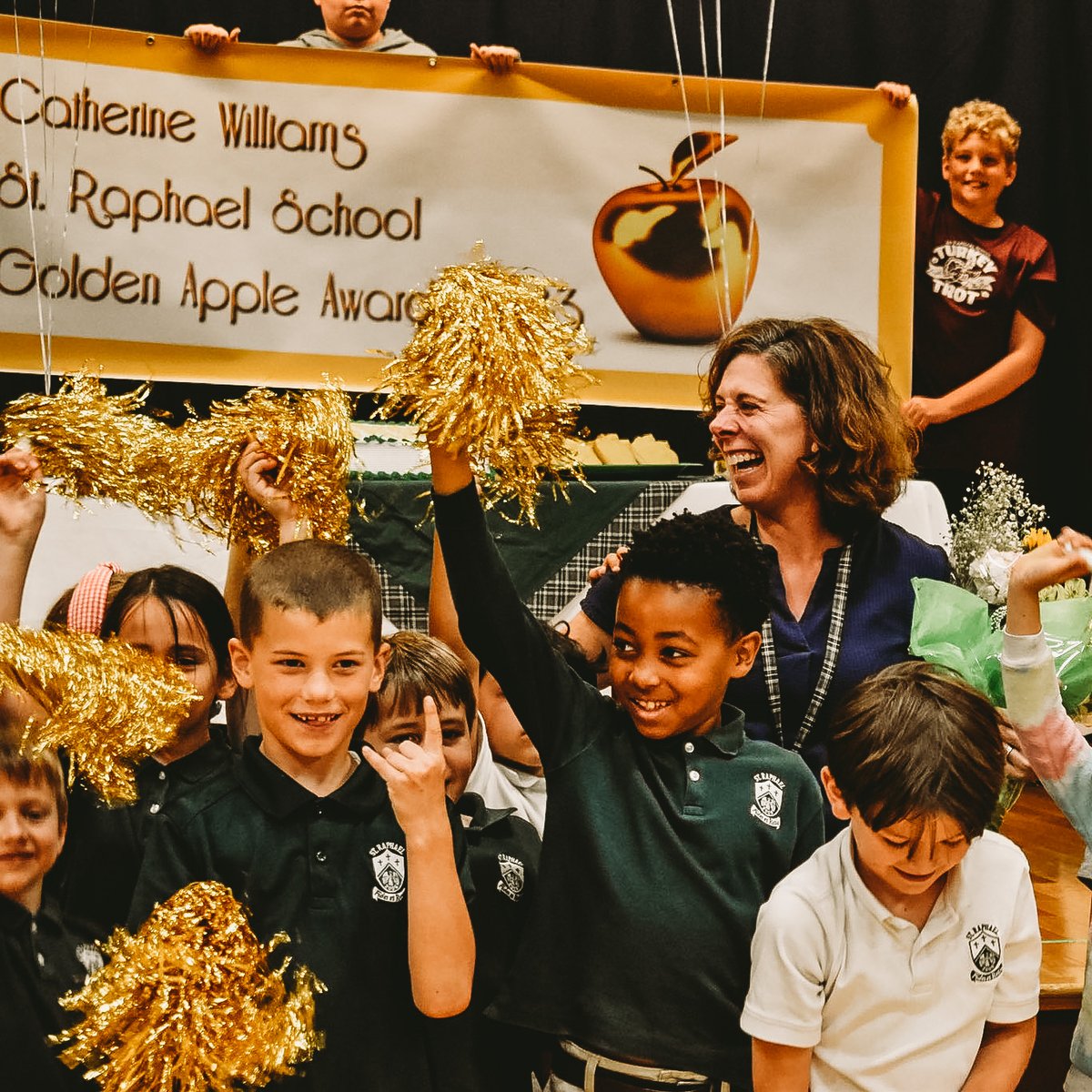 WashArchdiocese's tweet image. The 2023 #GoldenApple Awards season is underway now! This prestigious award recognizes top #WashArchdiocese educators for teaching excellence and dedication to Catholic education.

Follow @ADWCathSchools to be the first to know as the winners are announced! #ADWCommUNITY